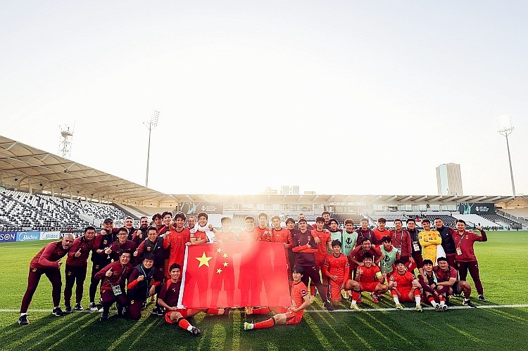 华体会真人-U23国足总结：神奇之旅值得铭记，中国足球的火种在传递！